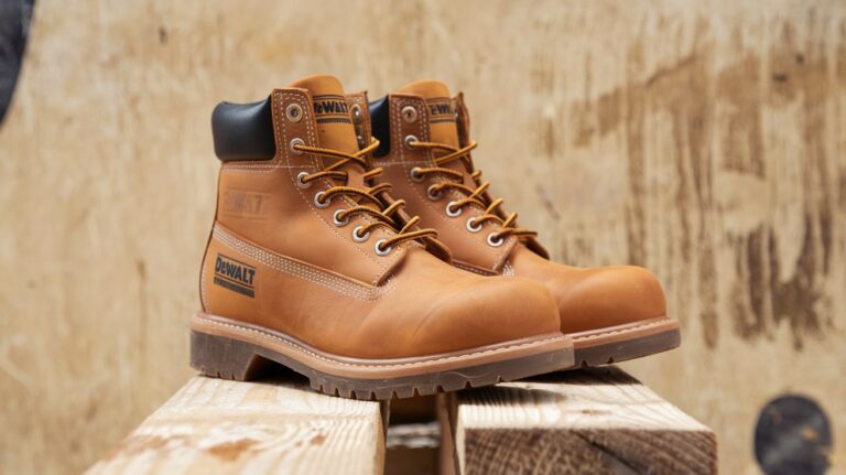 Best DEWALT Work Boots 2025: Steel Toe & Waterproof Reviews